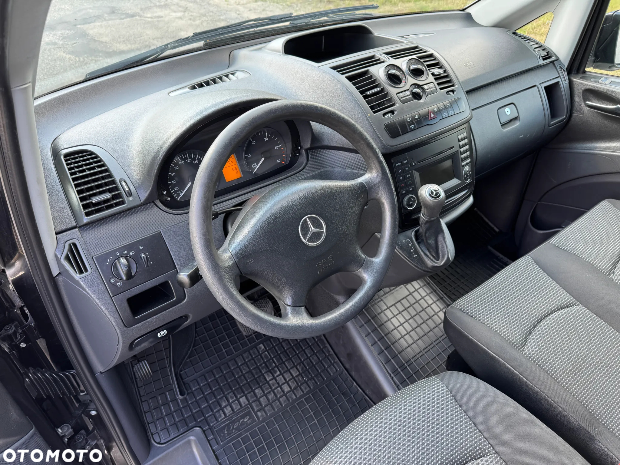 Mercedes-Benz Vito 113 CDI Lang SHUTTLE - 21
