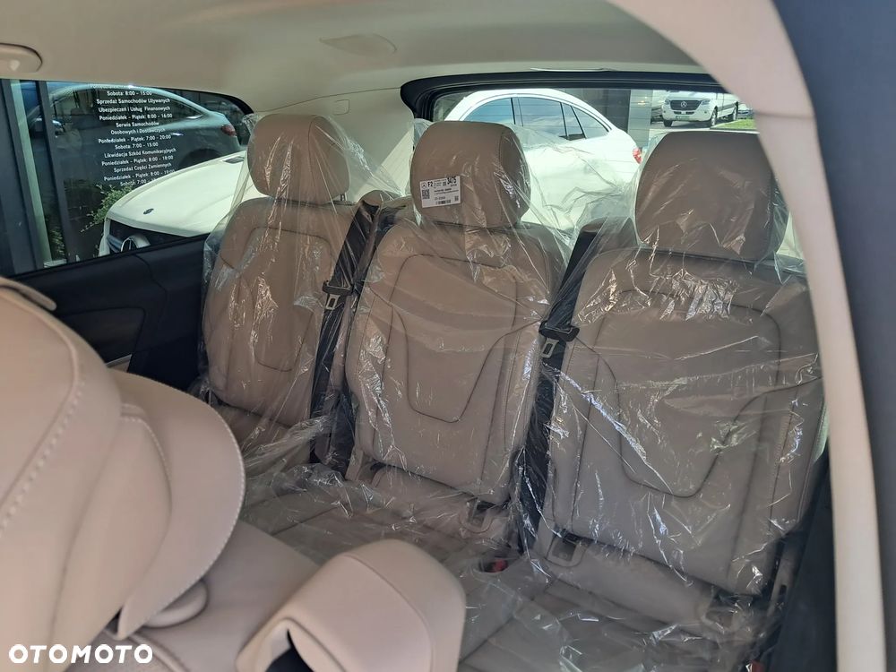 Mercedes-Benz Klasa V 300 d 4-Matic 9G-Tronic Exclusive (ekstra d³) - 15