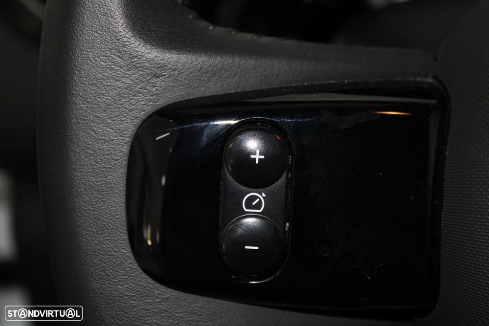 Renault Twingo E-Tech. 22 Urban Night - 18