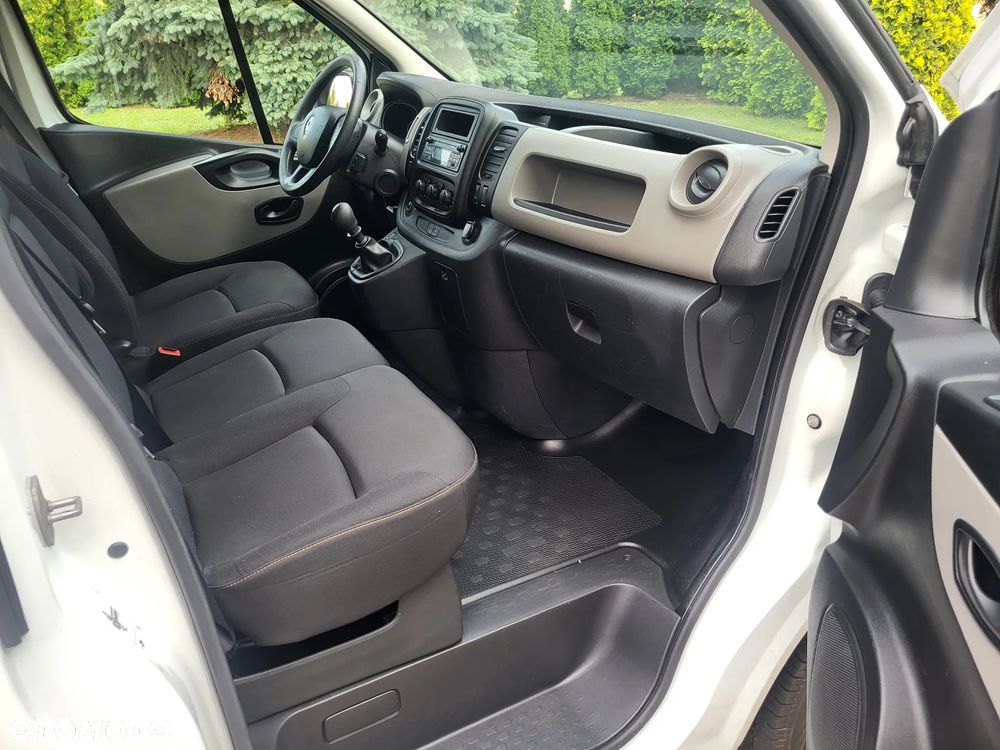 Renault Trafic - 17