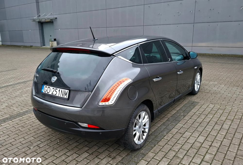 Lancia Delta - 10