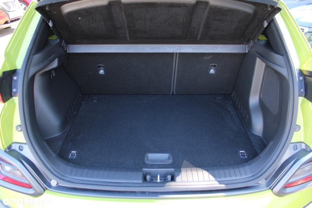 Hyundai Kona - 15