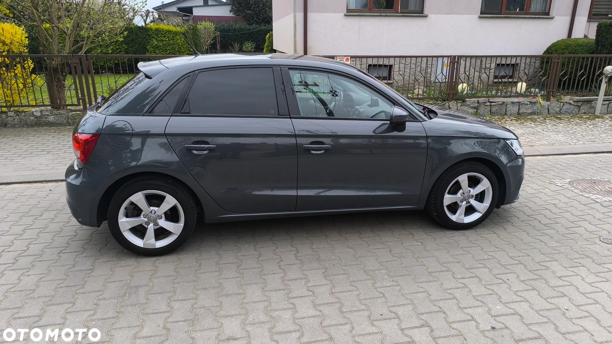 Audi A1 1.0 TFSI ultra Sportback - 4