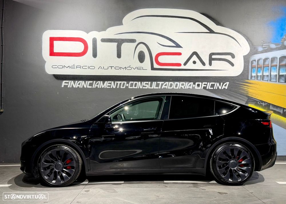 Tesla Model Y Performance Dual Motor AWD - 5