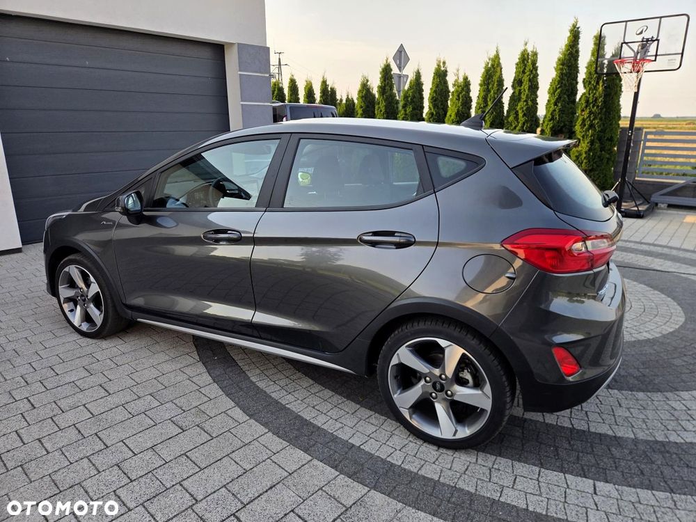 Ford Fiesta 1.5 TDCi ACTIVE - 10