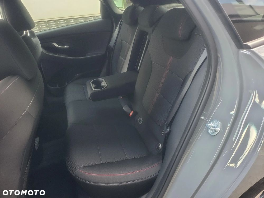 Hyundai i30 1.5 T-GDI 48V-Hybrid DCT N Line - 28
