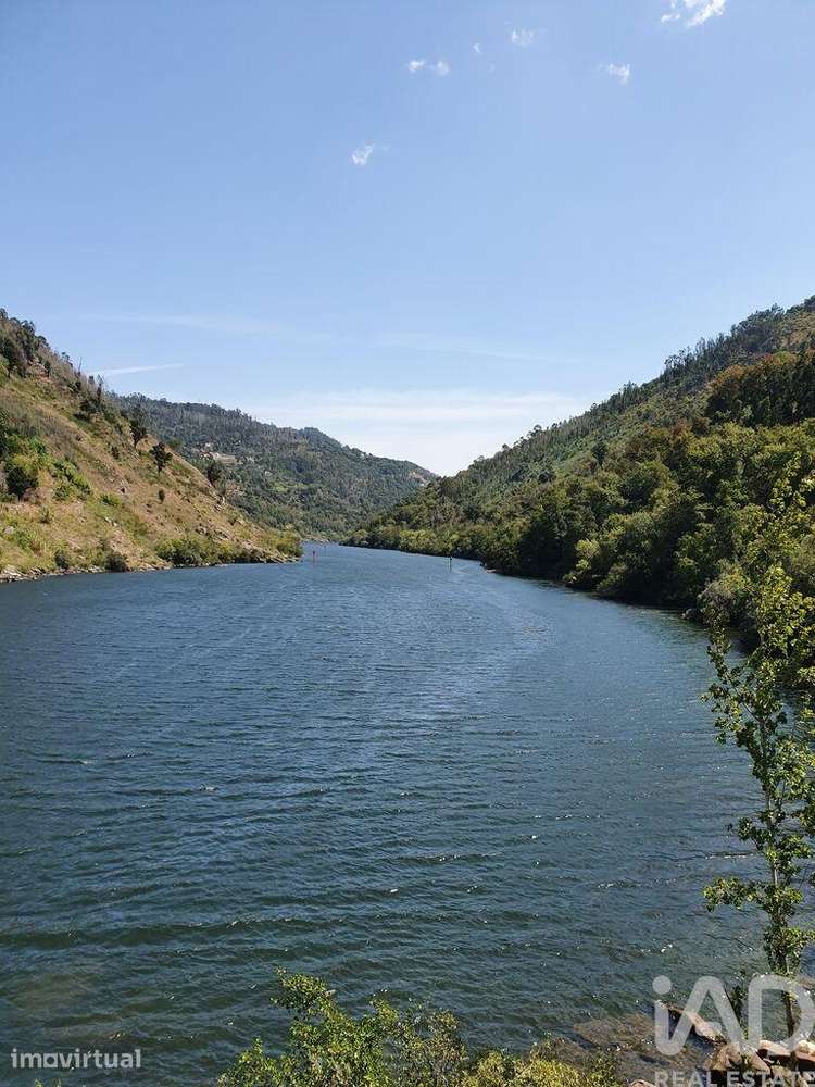 Terreno em Tarouquela - Grande imagem: 2/40