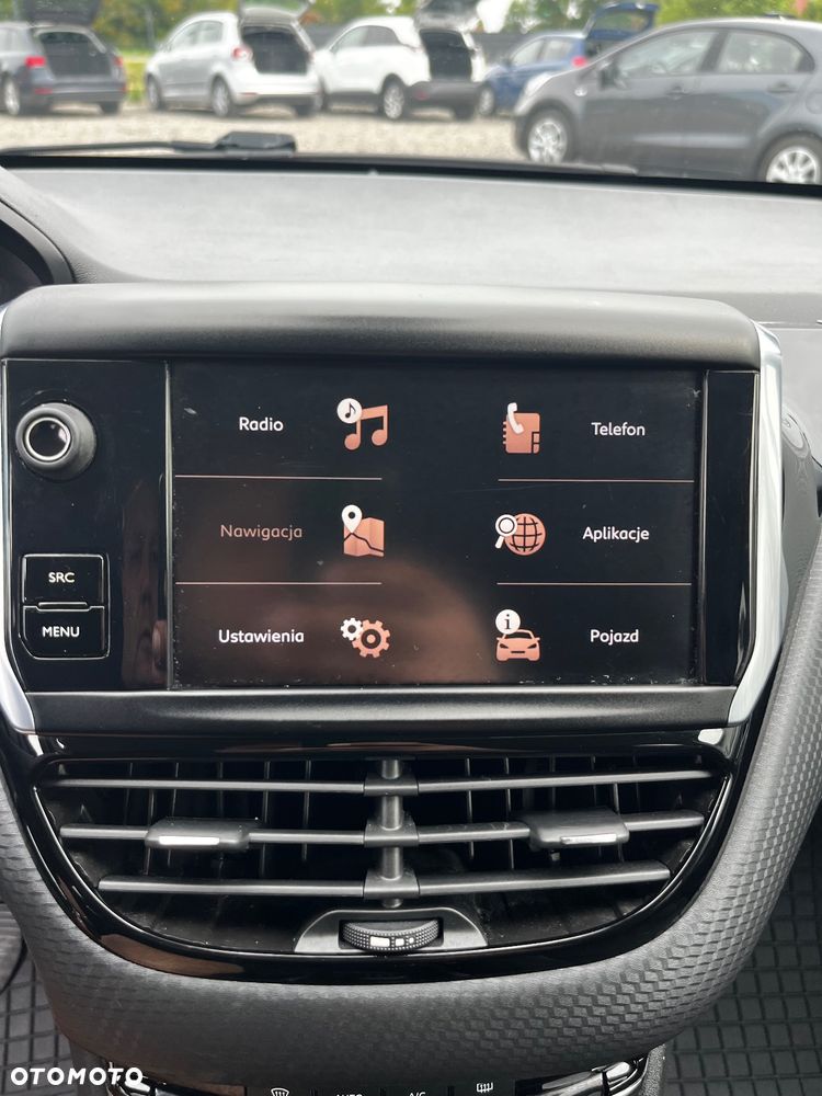 Peugeot 2008 1.2 VTi Allure - 12