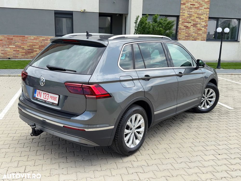 Volkswagen Tiguan - 19
