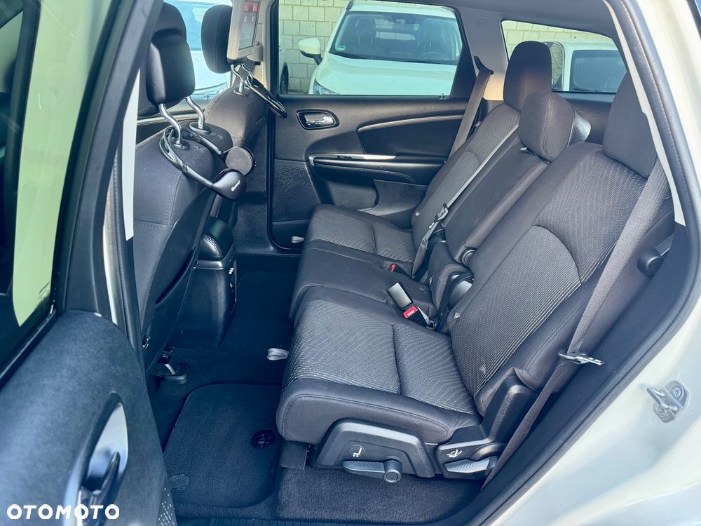 Dodge Journey - 18