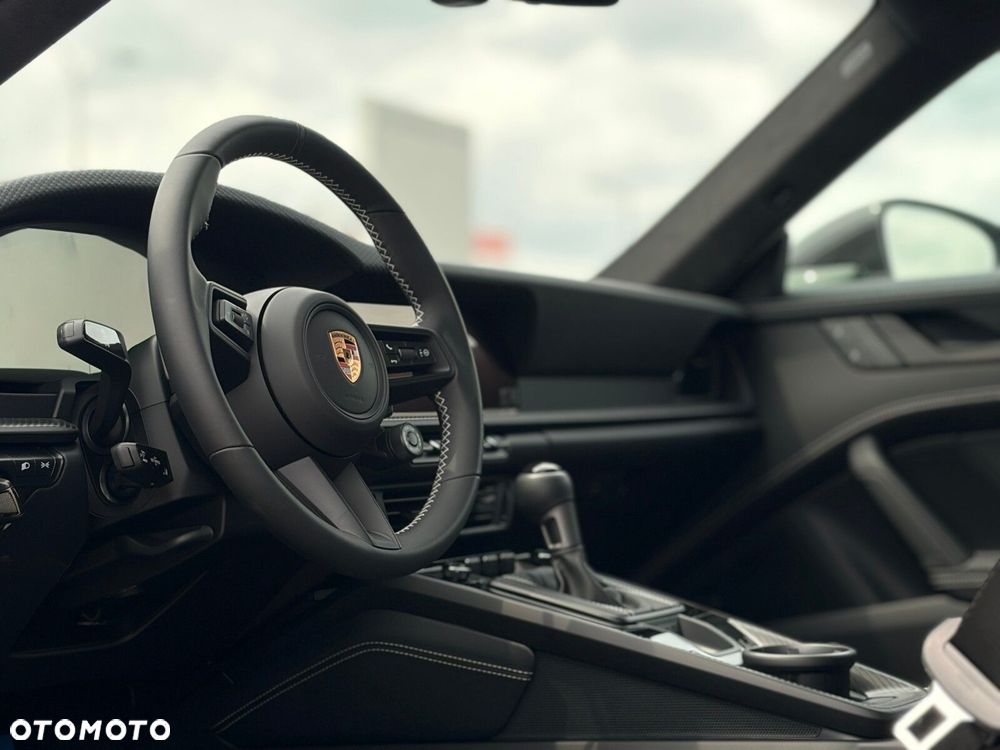 Porsche 911 - 18