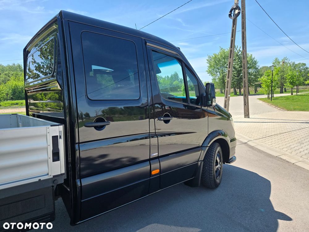 Mercedes-Benz SPRINTER 319 - 4