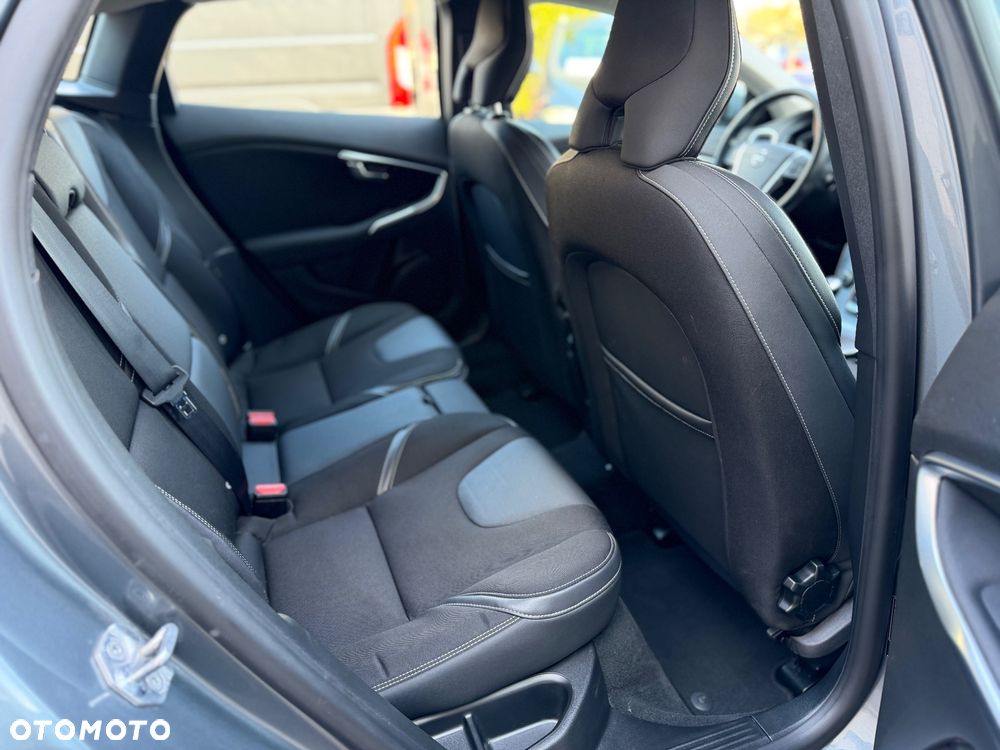 Volvo V40 - 20
