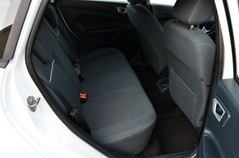 Ford Fiesta 1.25 Silver X Plus 2 EU6 - 34