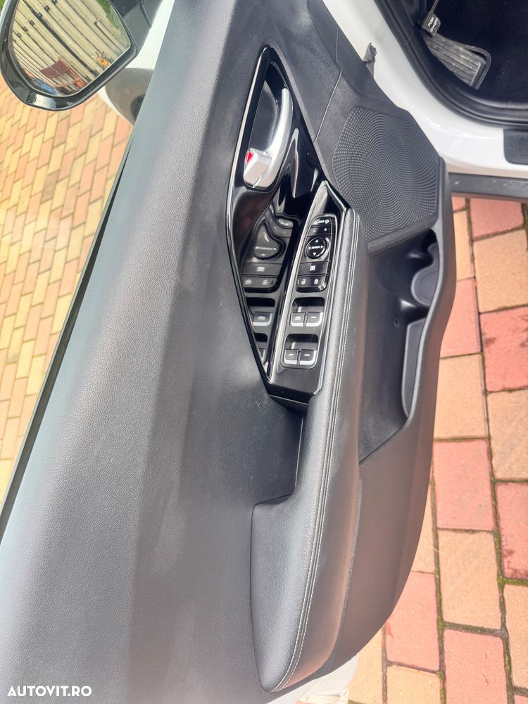 Kia Niro 1.6 GDI 6DCT HEV Comfort - 20
