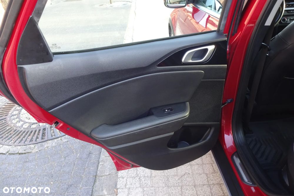 Kia XCeed 1.6 GDI DCT6 OPF Inspiration - 32