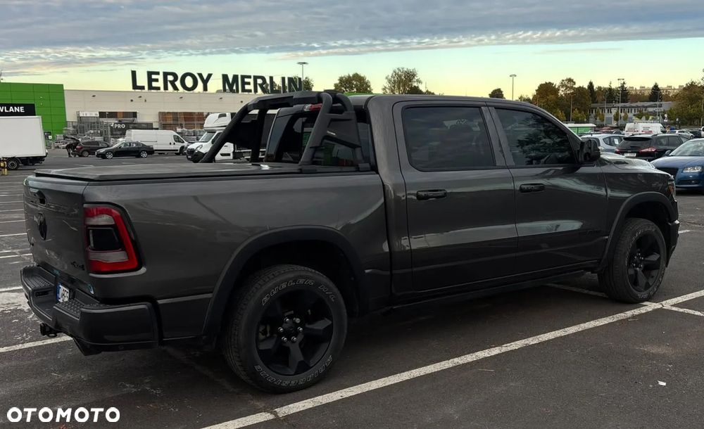 Dodge RAM 5.7 4x4 - 7