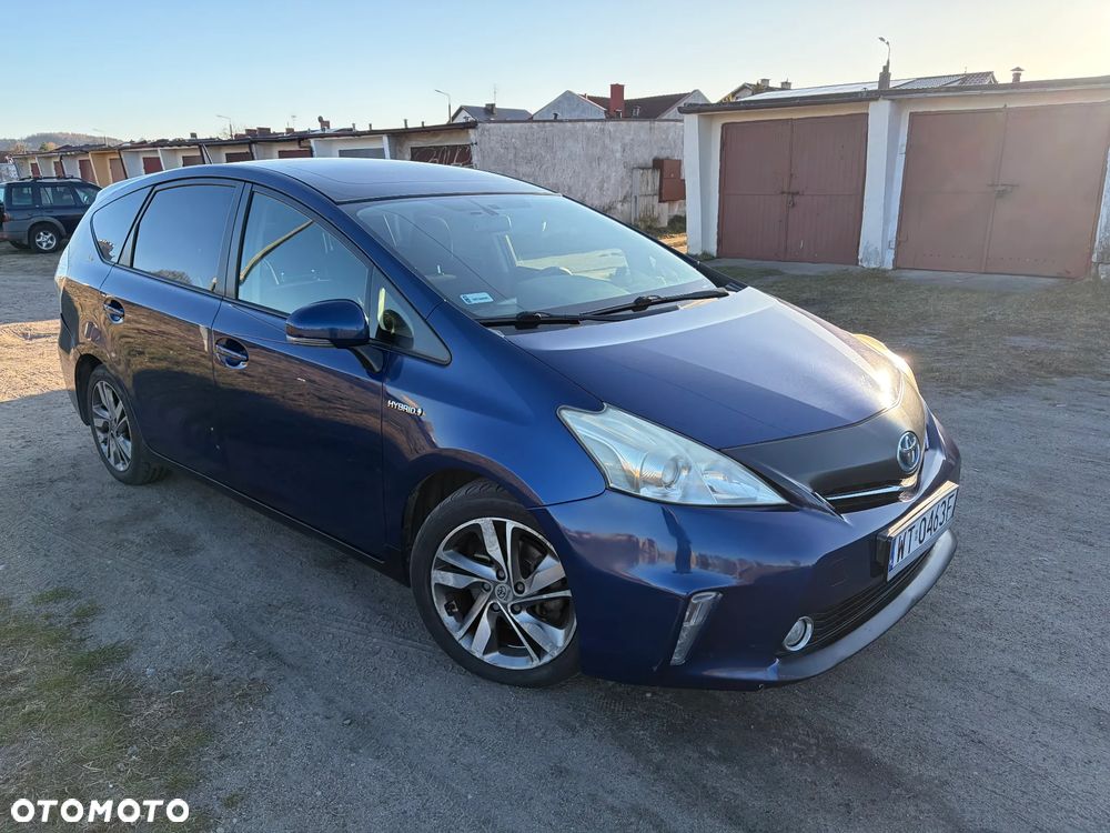 Toyota Prius+ (Hybrid) - 1