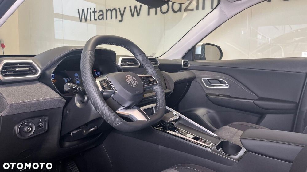 MG ZS Hybrid+ - 25
