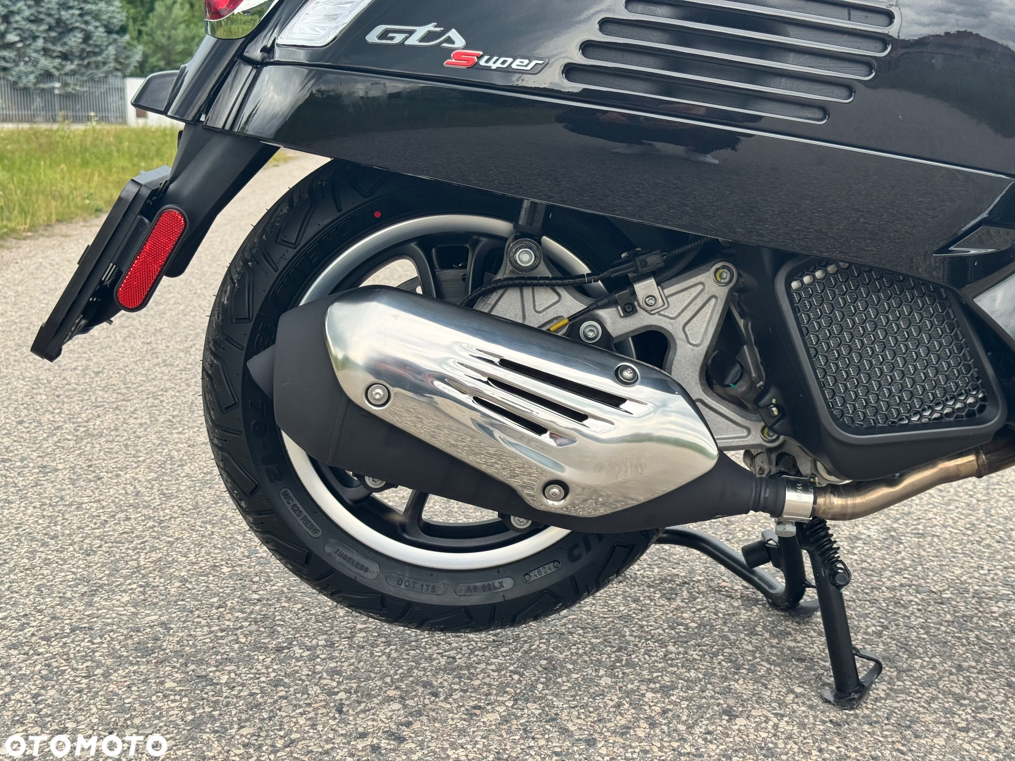Vespa GTS - 9