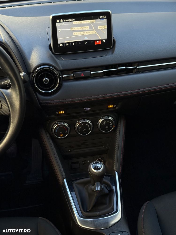 Mazda 2 - 7