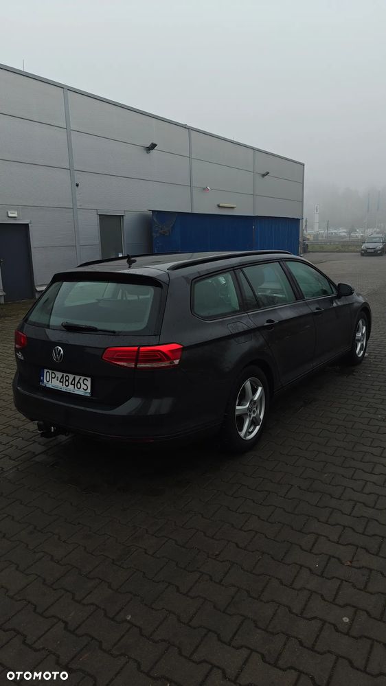 Volkswagen Passat - 6