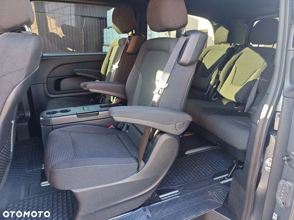 Mercedes-Benz Klasa V 300 d 4-Matic 9G-Tronic - 15