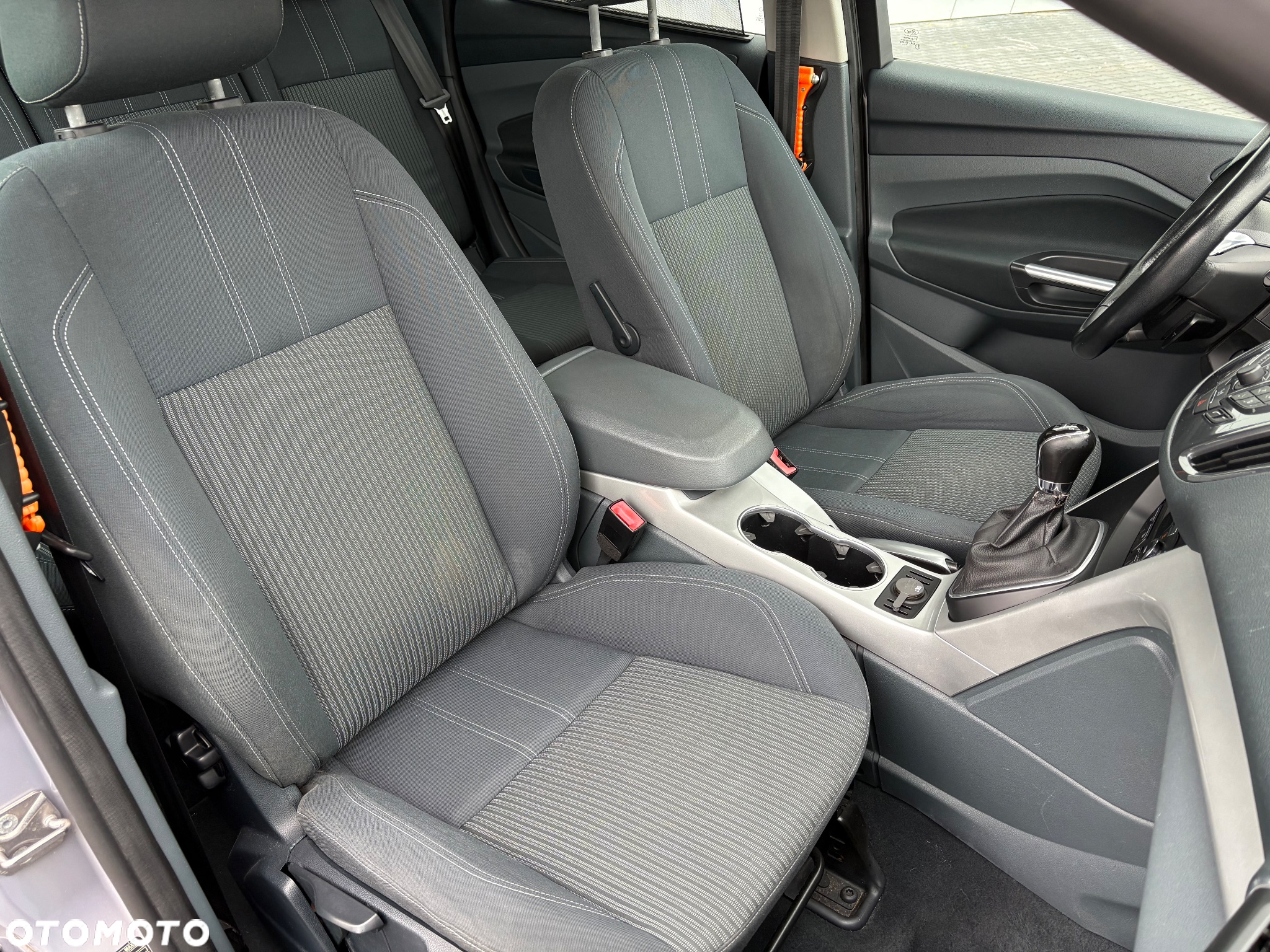 Ford C-MAX 1.6 Titanium - 25