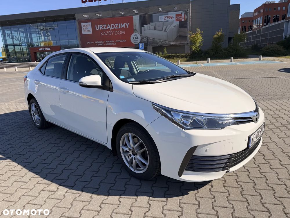 Toyota Corolla 1.6 Active EU6 - 1