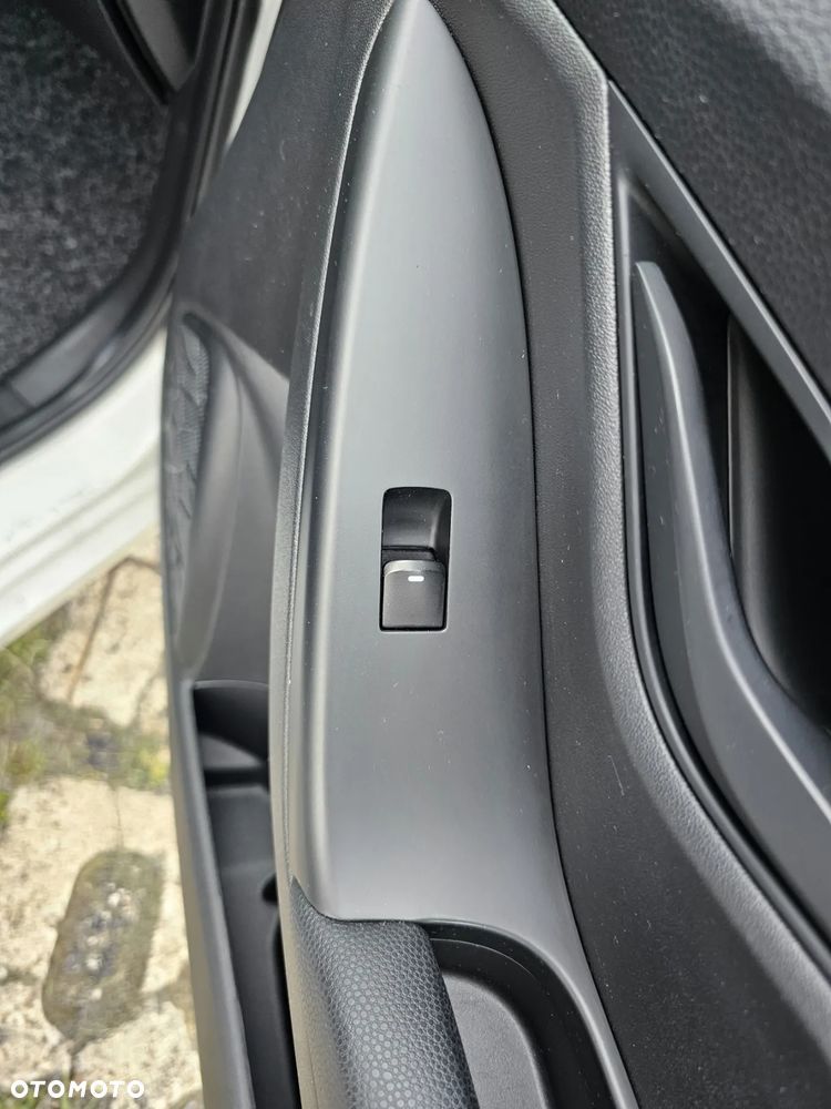 Hyundai ix20 - 30