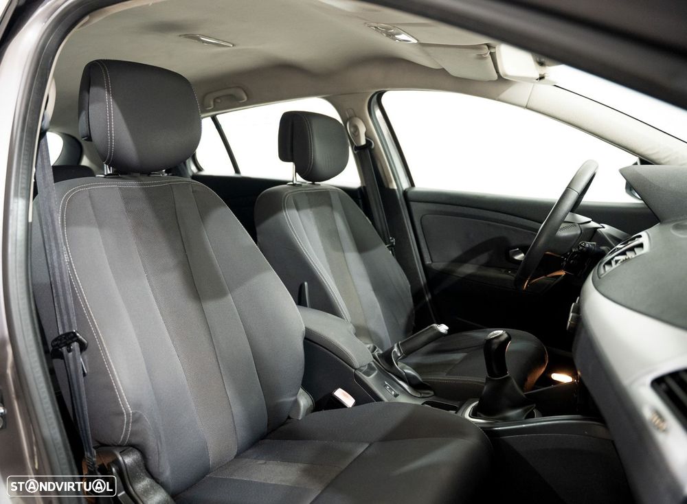 Renault Mégane Sport Tourer 1.5 dCi Dynamique - 12