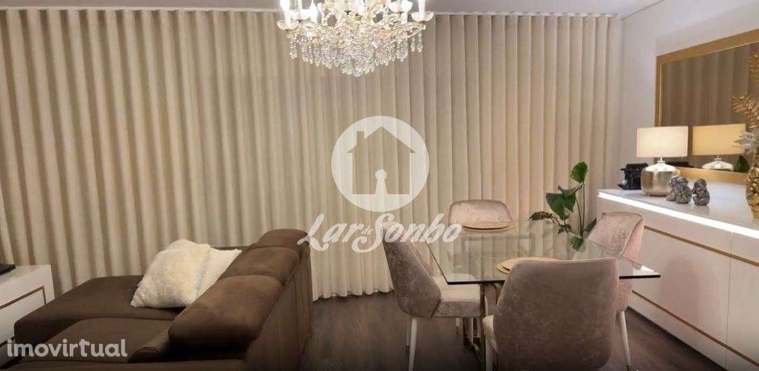 Apartamento T3 localizado em Montes Burgos - Grande imagem: 2/6