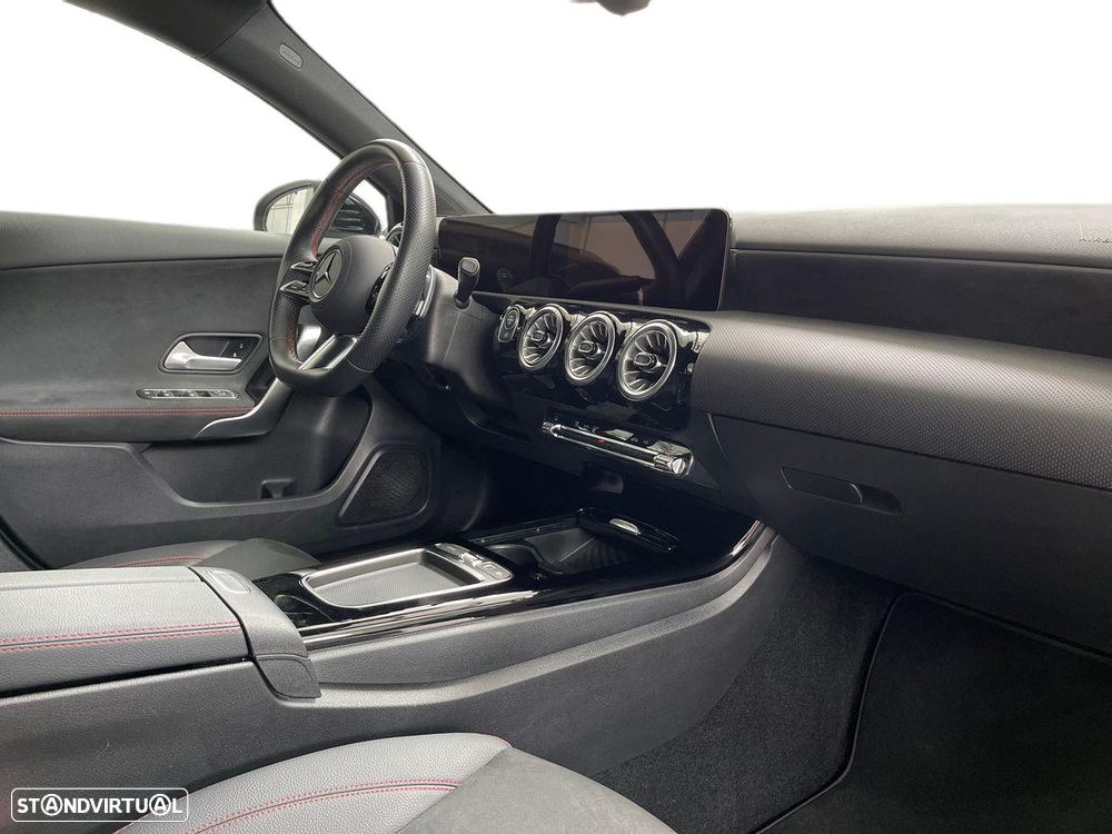 Mercedes-Benz A 180 d 8G-DCT Edition AMG Line - 15