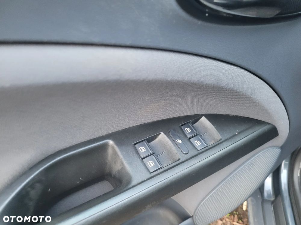 Seat Altea XL 1.6 Stylance - 6