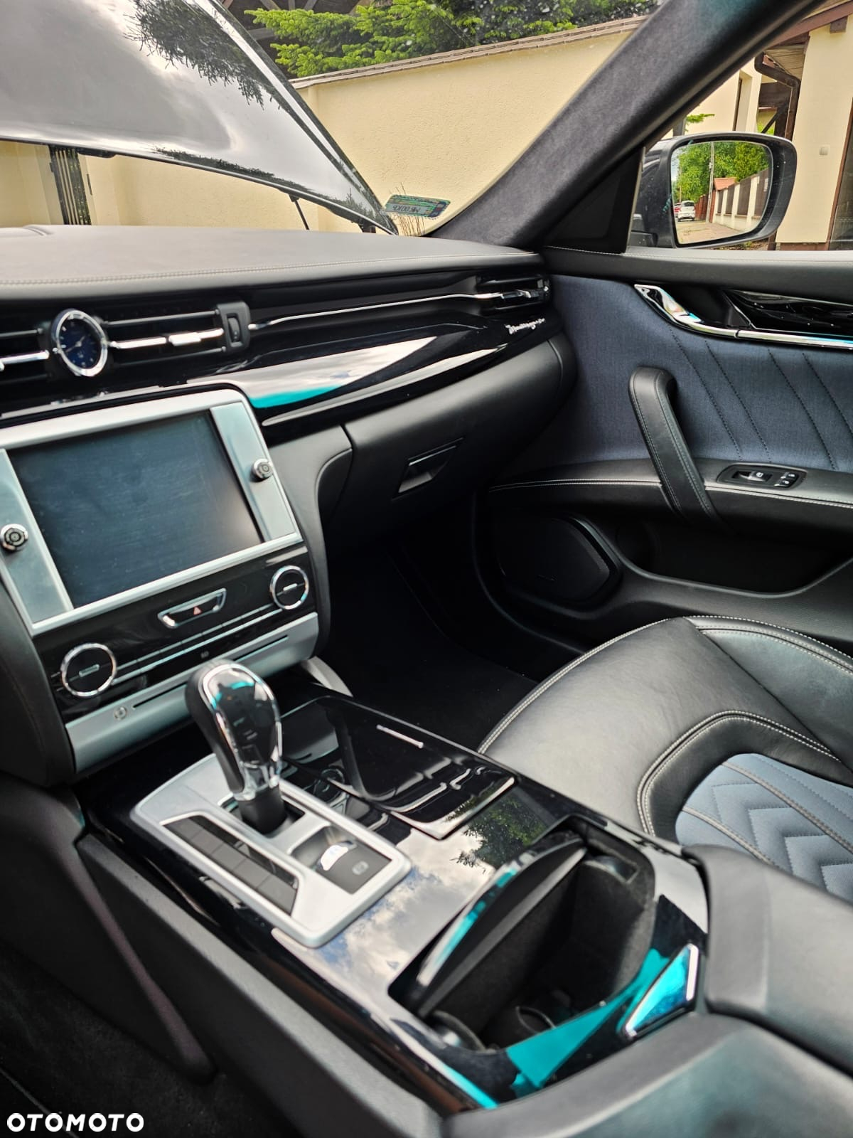 Maserati Quattroporte GTS - 10