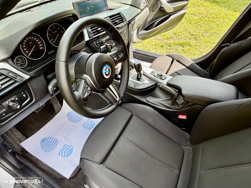 BMW 320 d Auto Pack M - 13