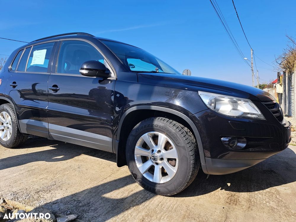 Volkswagen Tiguan - 12