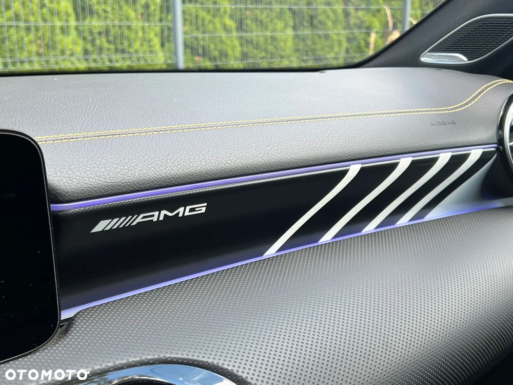 Mercedes-Benz CLA AMG 45 S 4-Matic+ 8G-DCT - 37