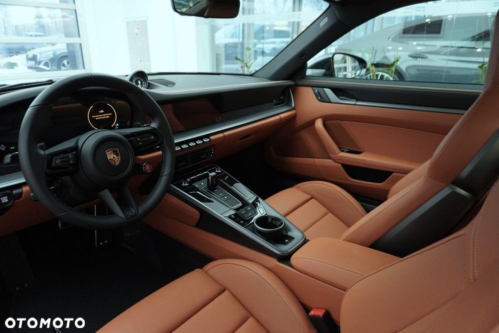 Porsche 911 Carrera S - 25