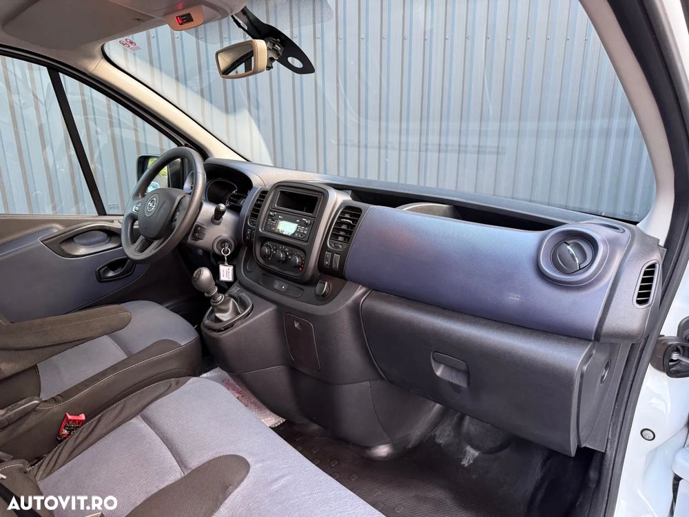 Opel Vivaro - 4