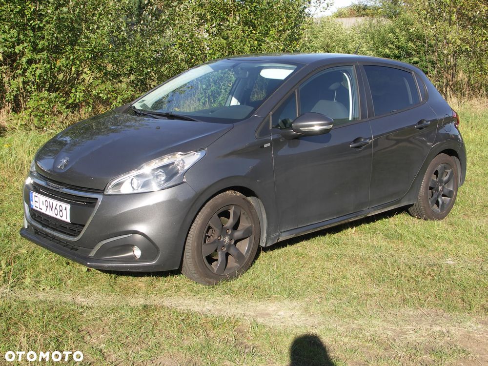 Peugeot 208 1.2 PureTech Style - 1