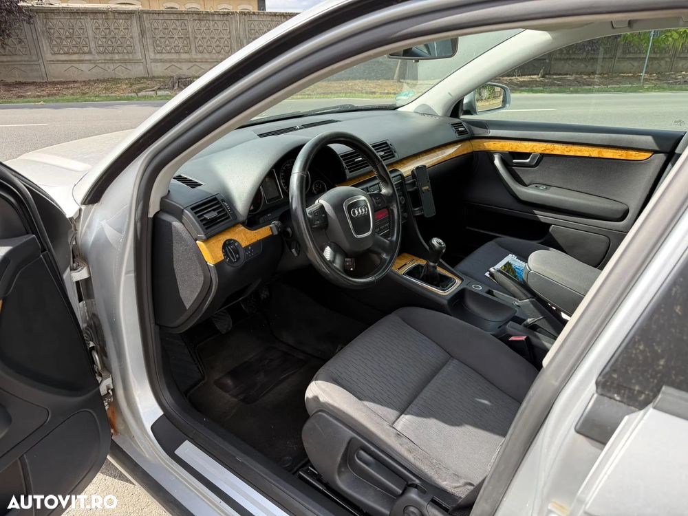 Audi A4 Avant 2.0 TDI - 6