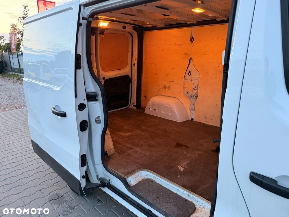 Renault Trafik - 17