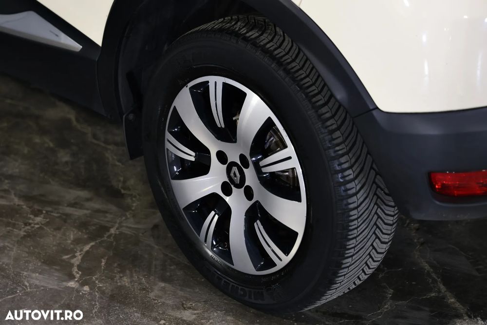 Renault Captur dCi 90 EDC Helly Hansen - 32
