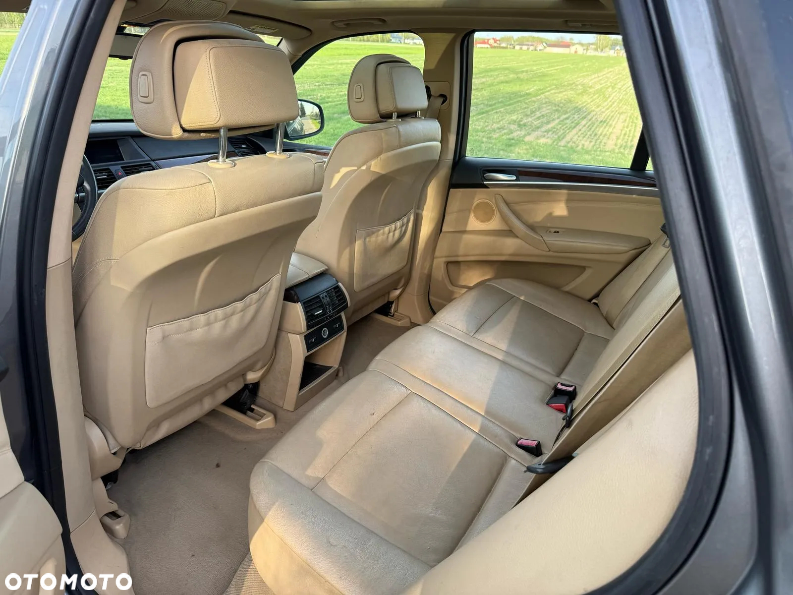 BMW X5 3.0si xDrive - 16