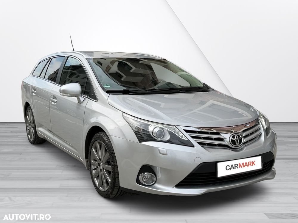 Toyota Avensis - 2