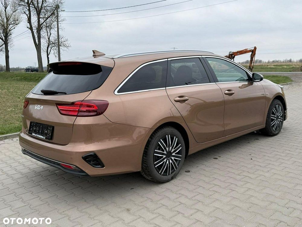 Kia Ceed 1.5 T-GDI Business Line - 4