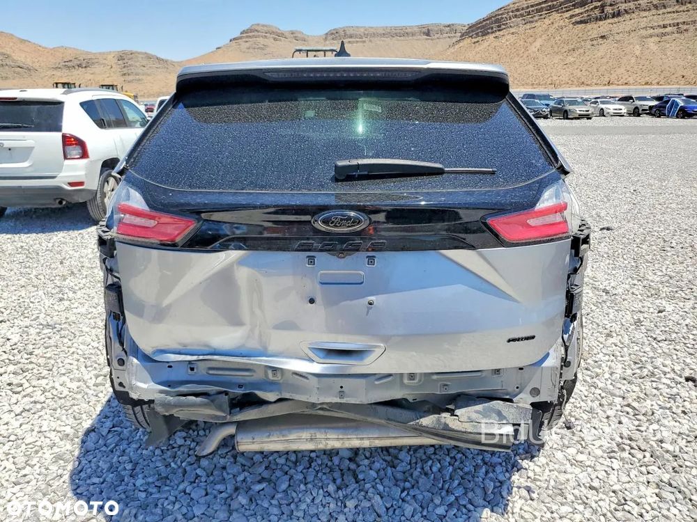 Ford Edge - 6