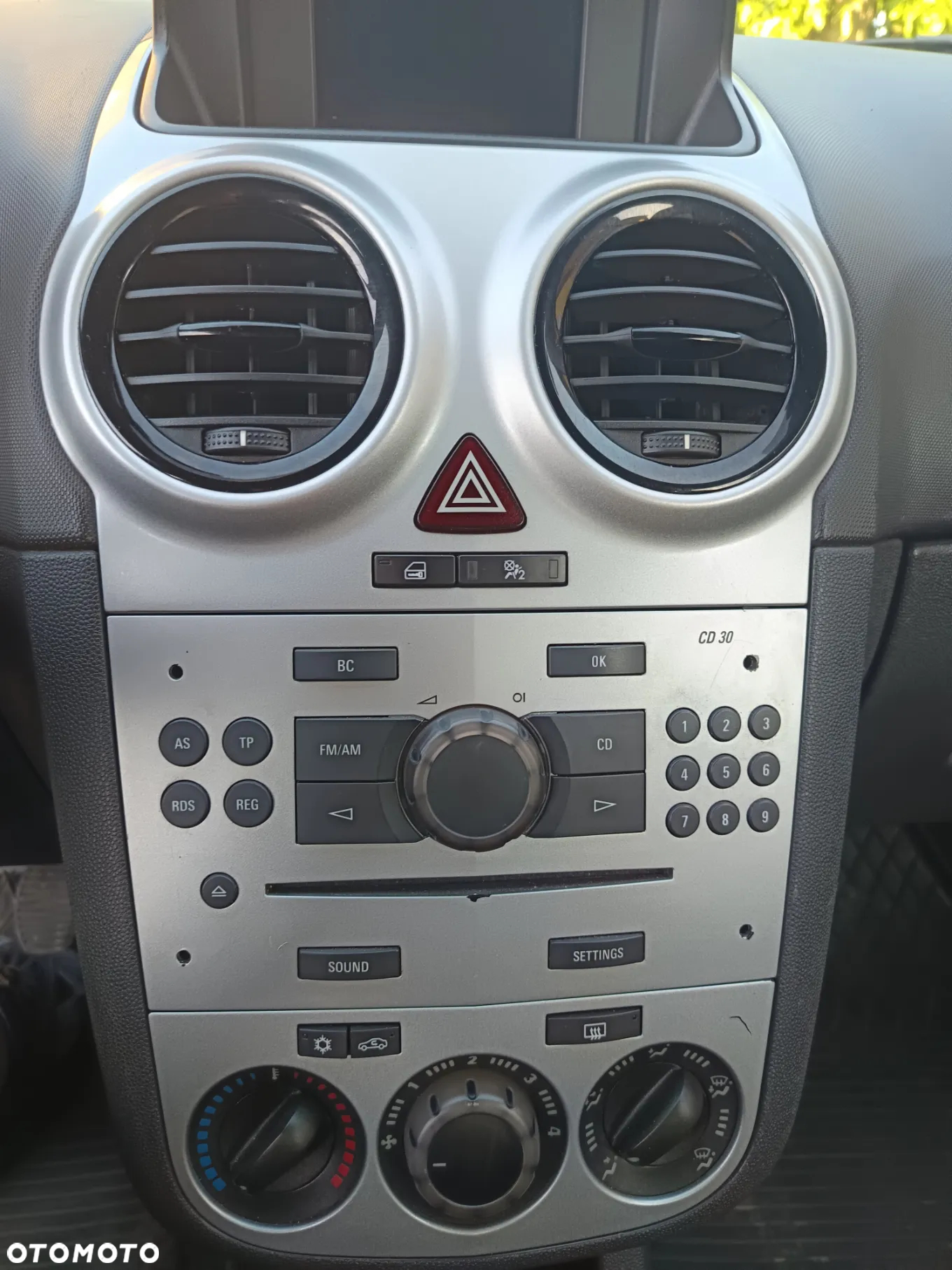 Opel Corsa - 12