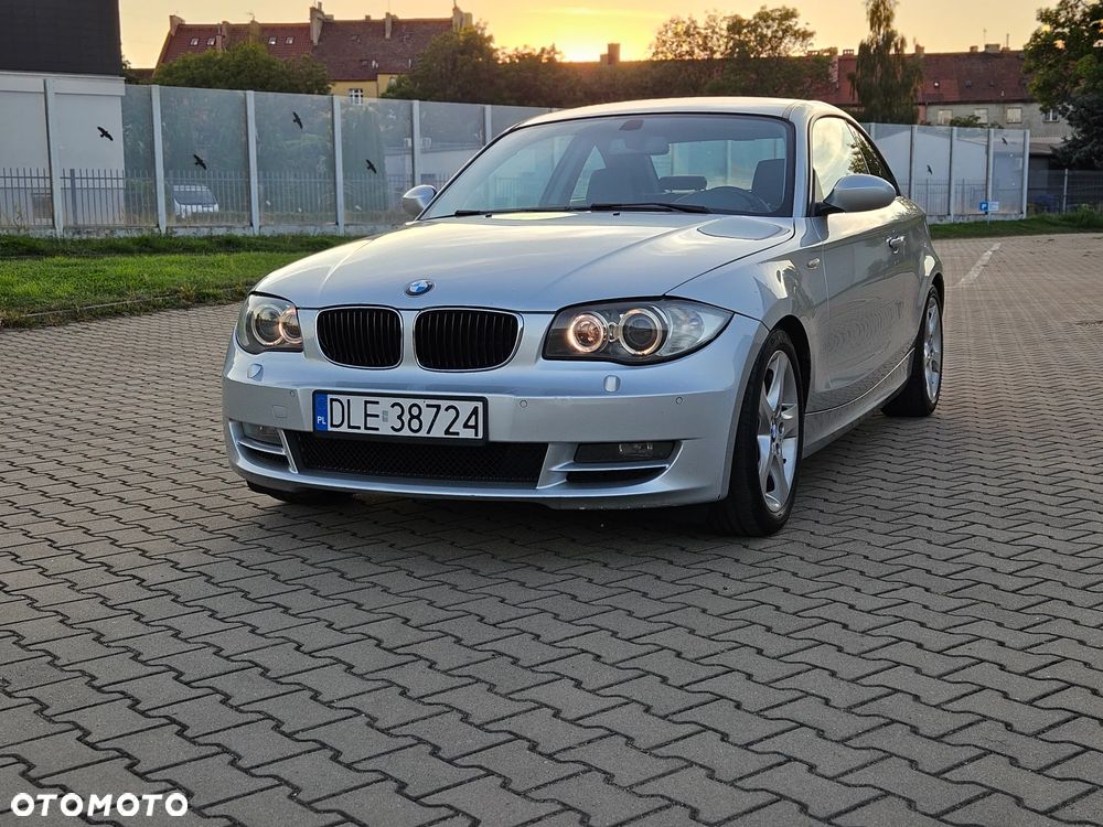 BMW Seria 1 120d DPF - 19